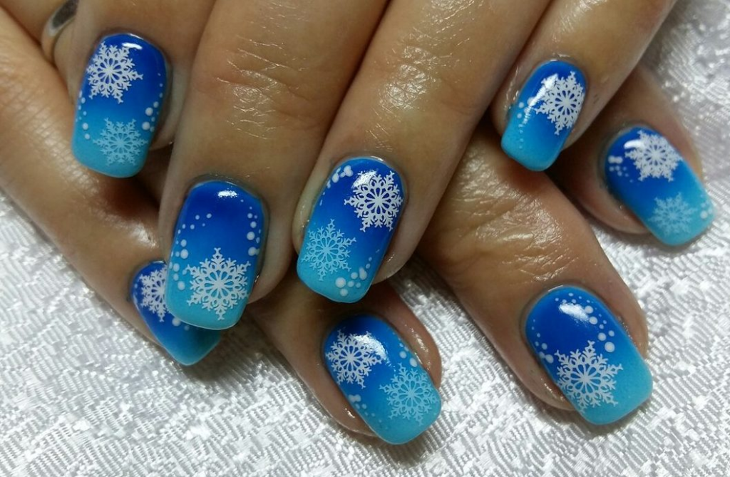2024 winter nail trends: Elegant matte finishes and geometric nail art